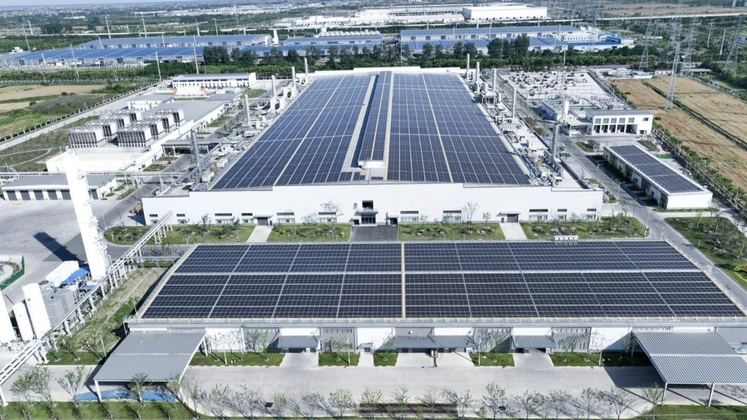 Solar panels providing efficient power solutions